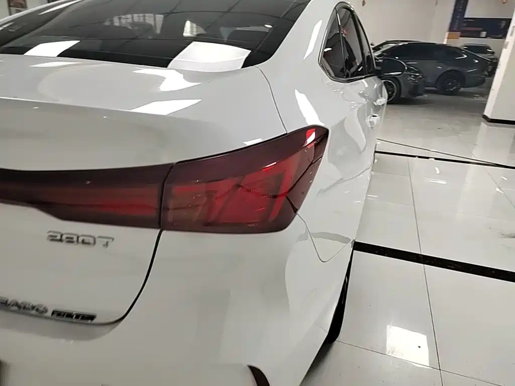 Changan Eado 2023 — фото 8