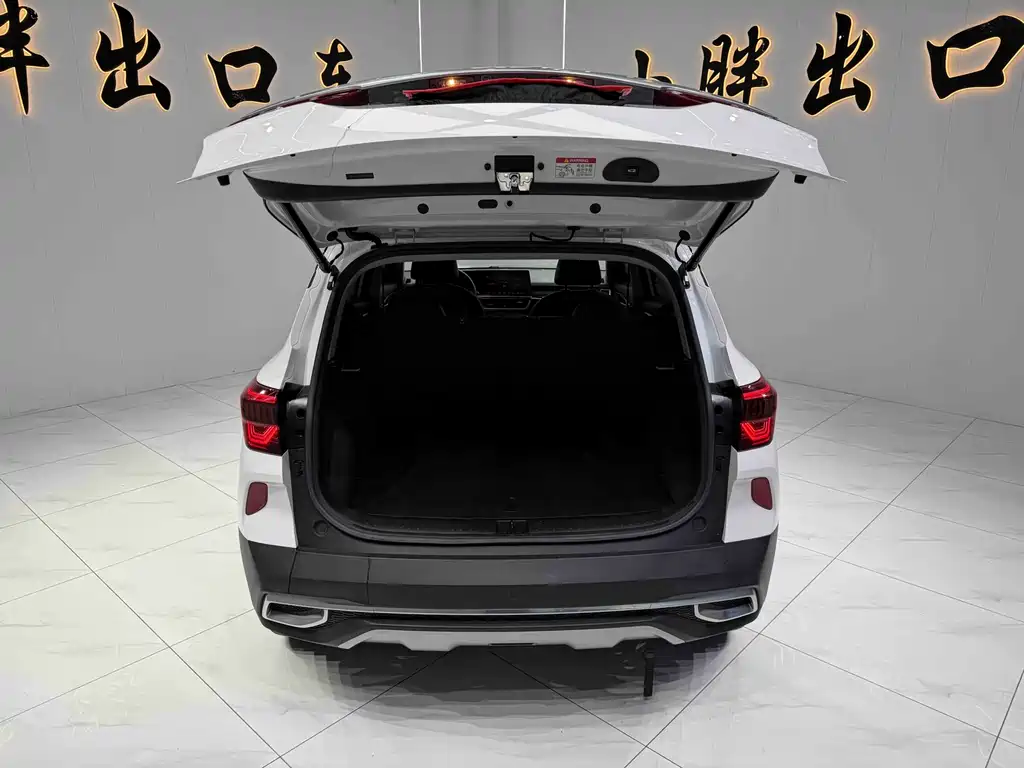Kia KX3 2022 — фото 17