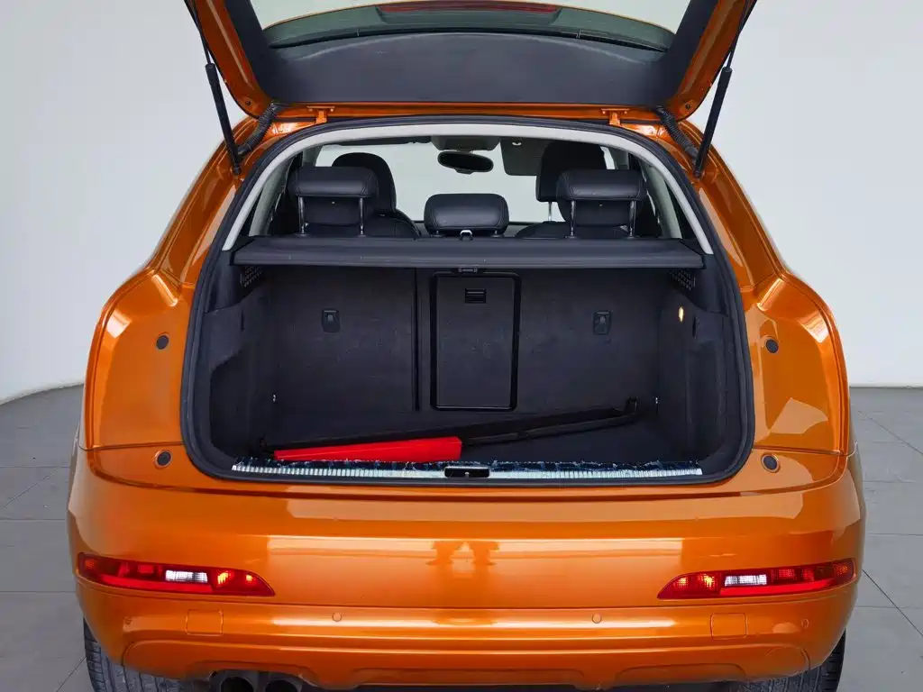 Audi Q3 2013 — фото 16