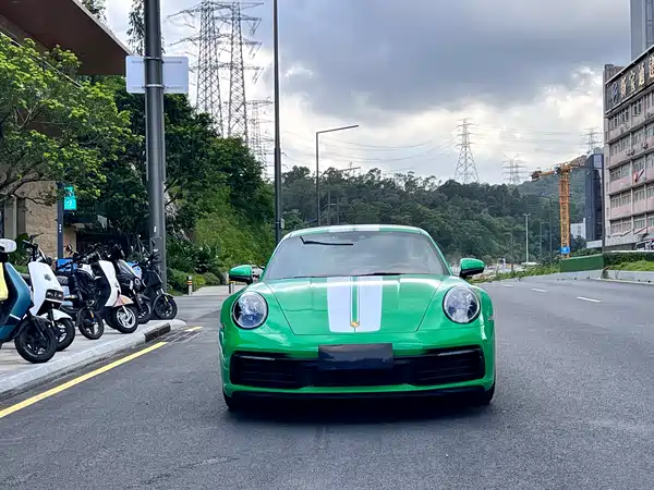 Porsche 911 2022