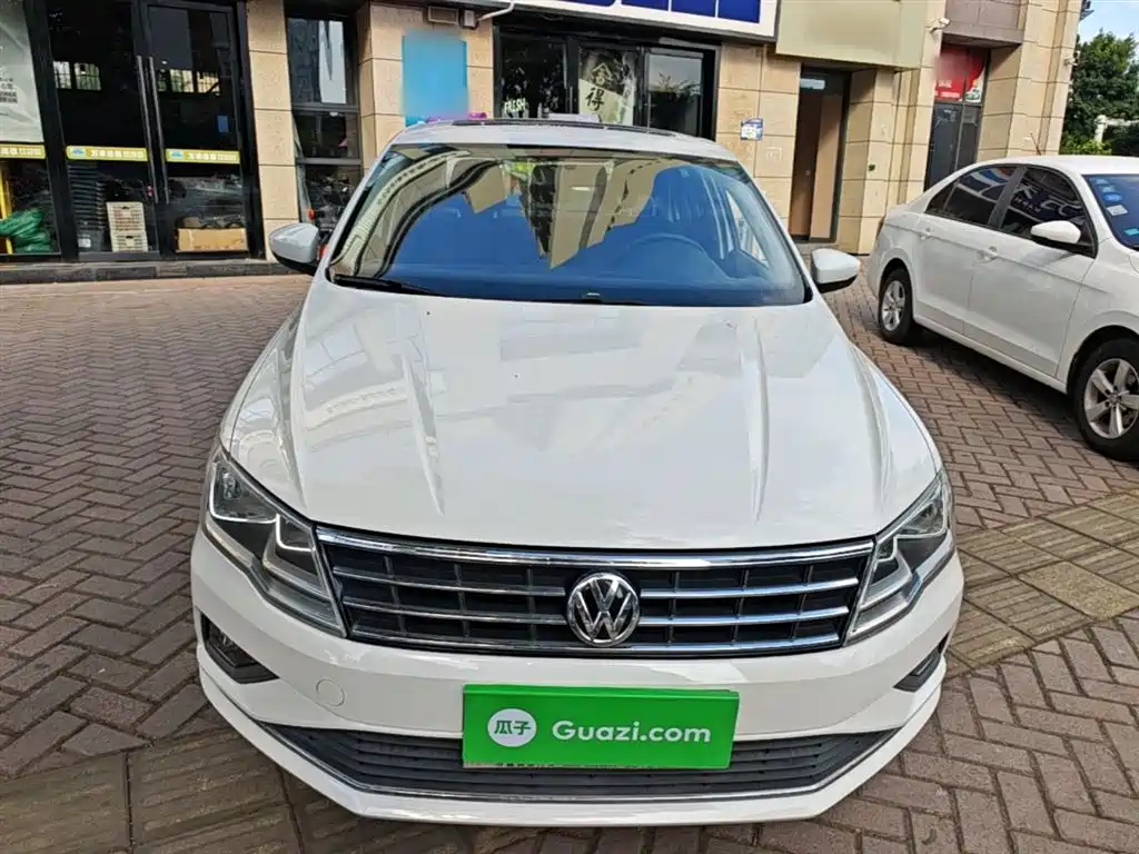 Volkswagen Jetta 2018 — фото 3