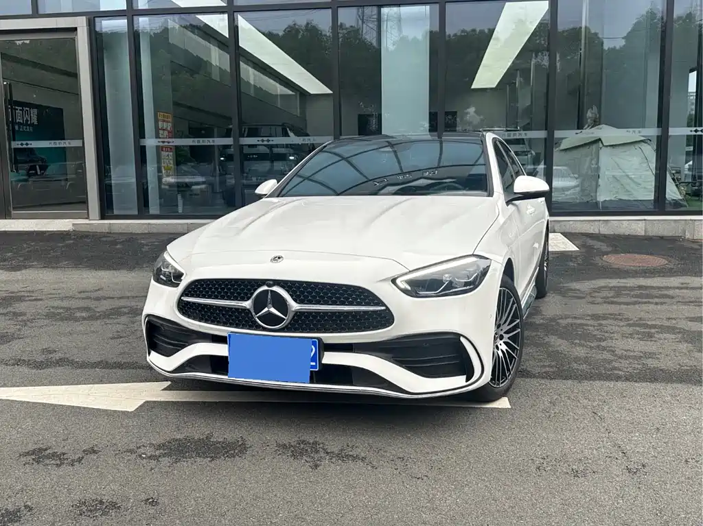 Mercedes-Benz C-Class 2022