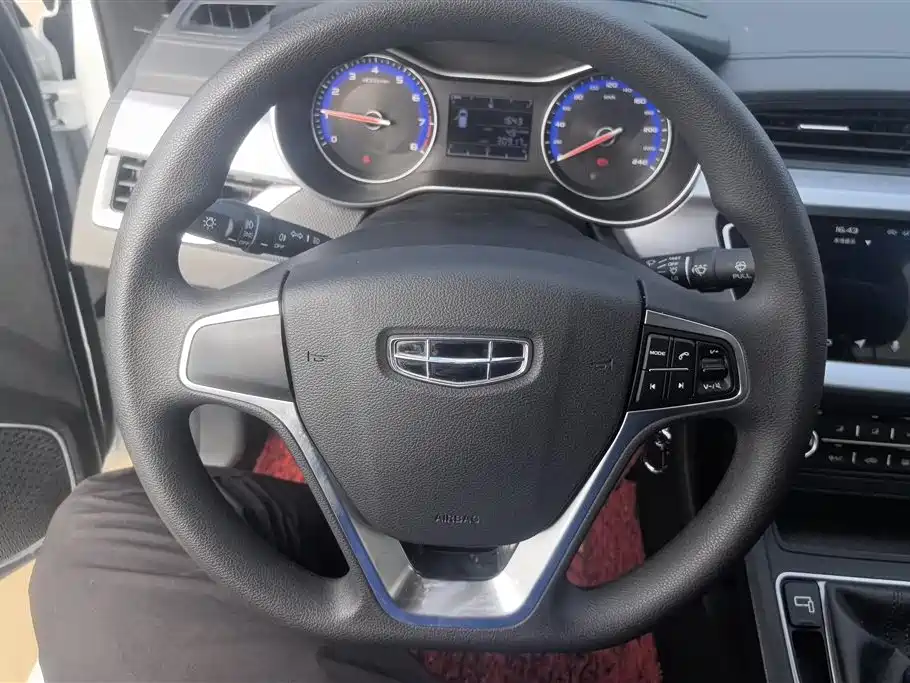 Geely Vision 2020 — фото 15