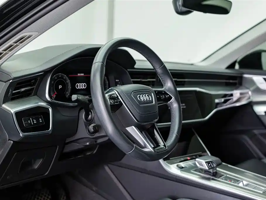 Audi A6L 2023 — фото 17