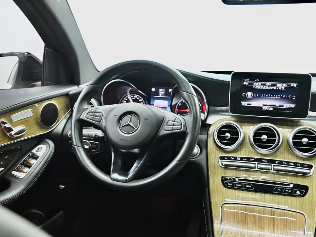 Mercedes-Benz GLC Coupe 2019 — фото 11