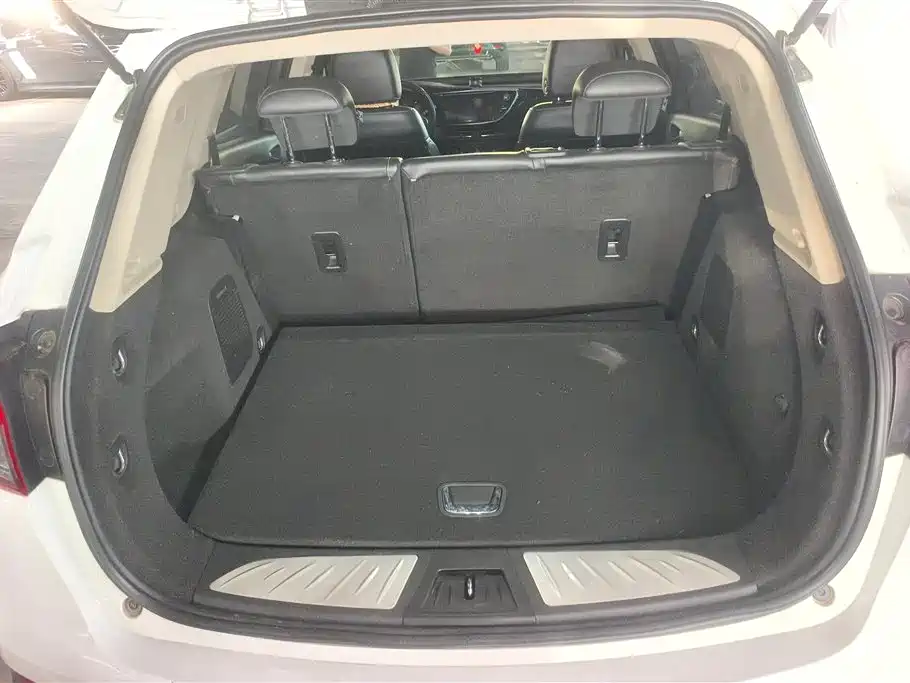 Buick Envision Plus 2016 — фото 4