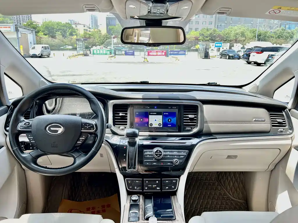 GAC Motor Trumpchi M8 2020 — фото 9
