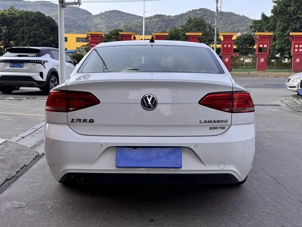 Volkswagen Lamando 2017