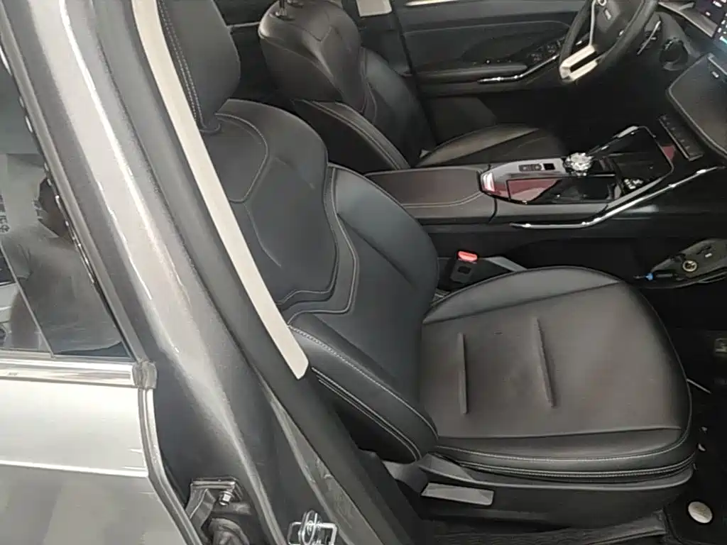 Haval H6 2023 — фото 25