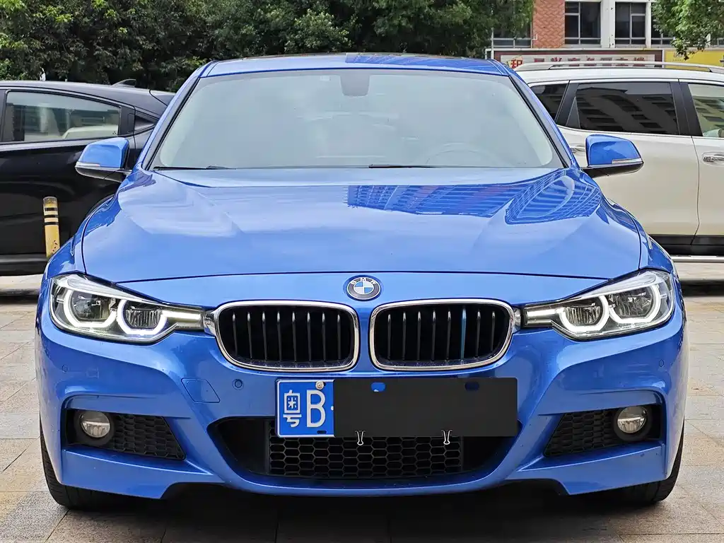 BMW 3 Series 2019 — фото 2