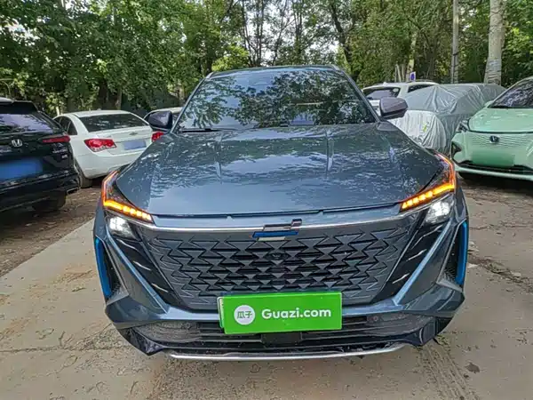 Changan Auchan Z6 New Energy 2022