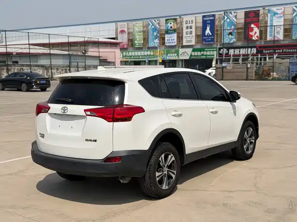 Toyota RAV4 2016
