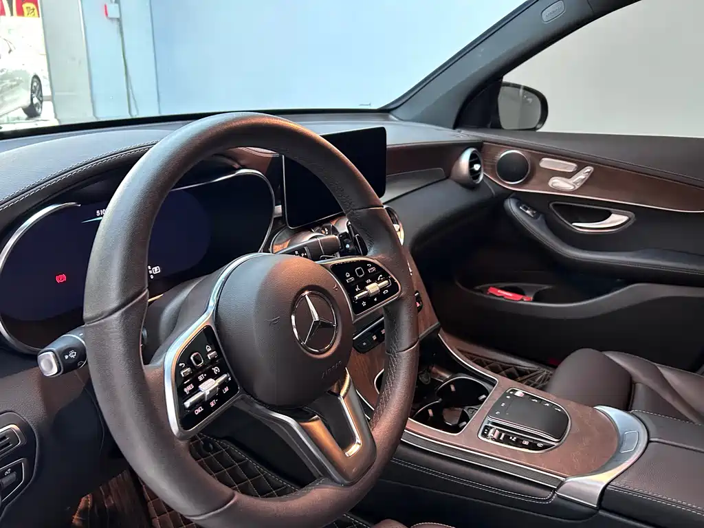 Mercedes-Benz GLC 2022 — фото 13