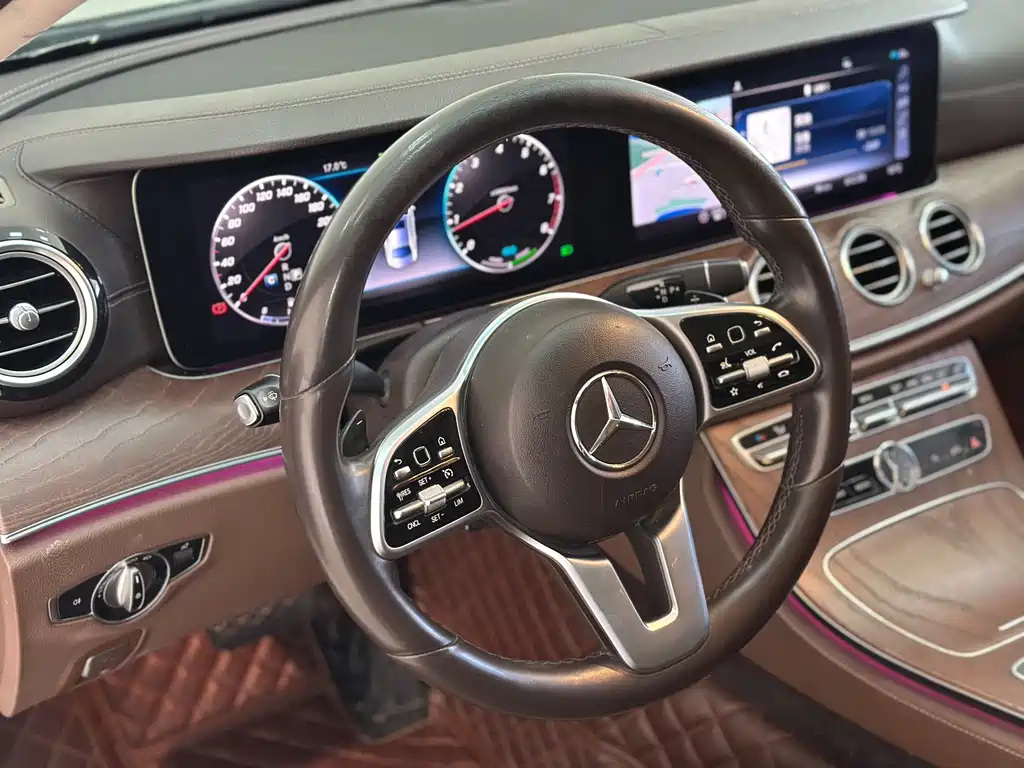 Mercedes-Benz E-Class 2020 — фото 6