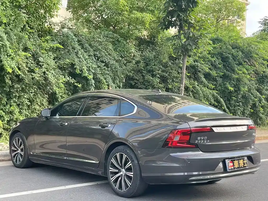 Volvo S90 2022 — фото 7