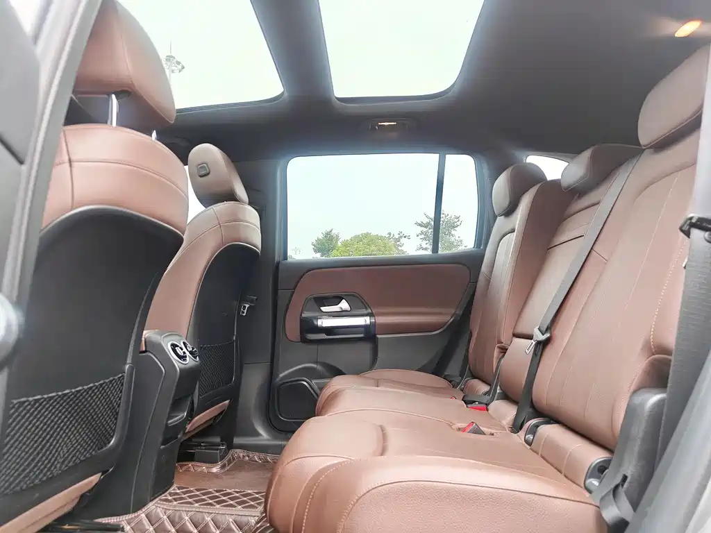 Mercedes-Benz GLB 2020 — фото 17