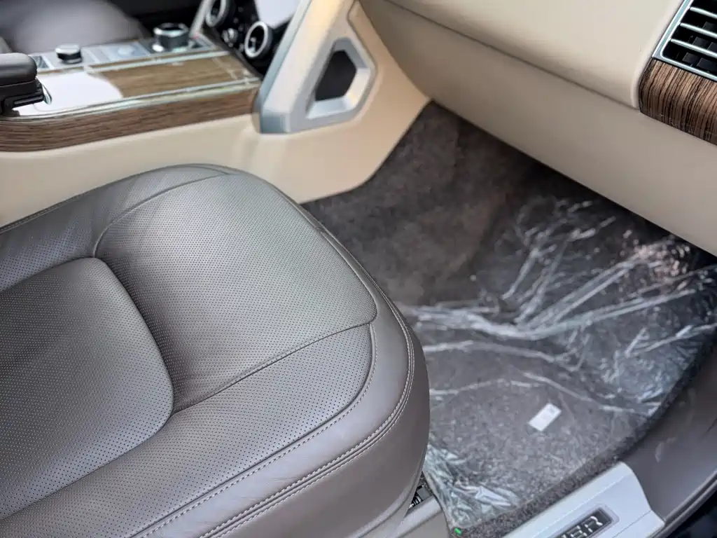 Land Rover Range Rover 2019 — фото 18