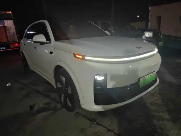 Li Auto L7 2024