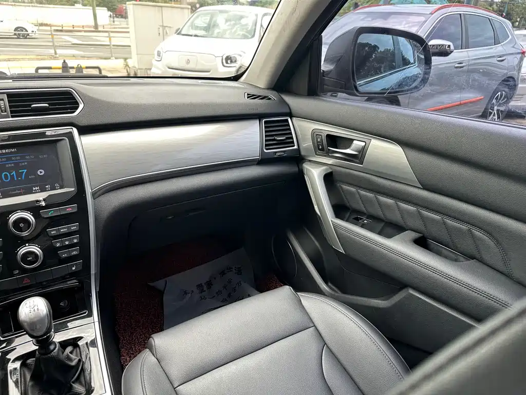 Haval H2 2015 — фото 12