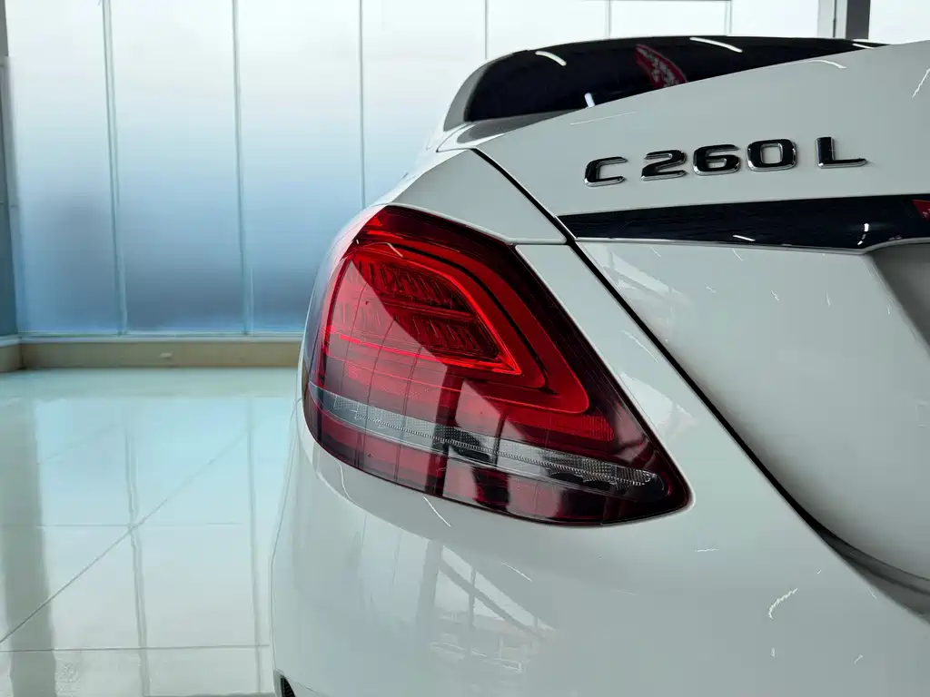 Mercedes-Benz C-Class 2021 — фото 13