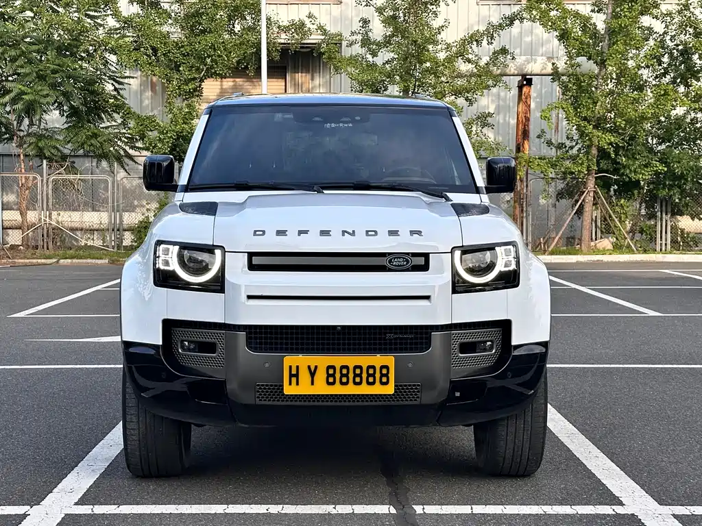 Land Rover Defender 2023 — фото 2