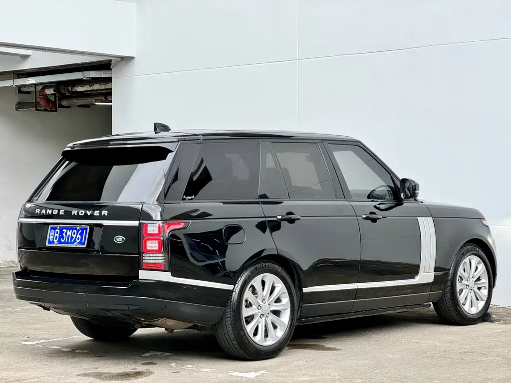 Land Rover Range Rover 2018 — фото 15