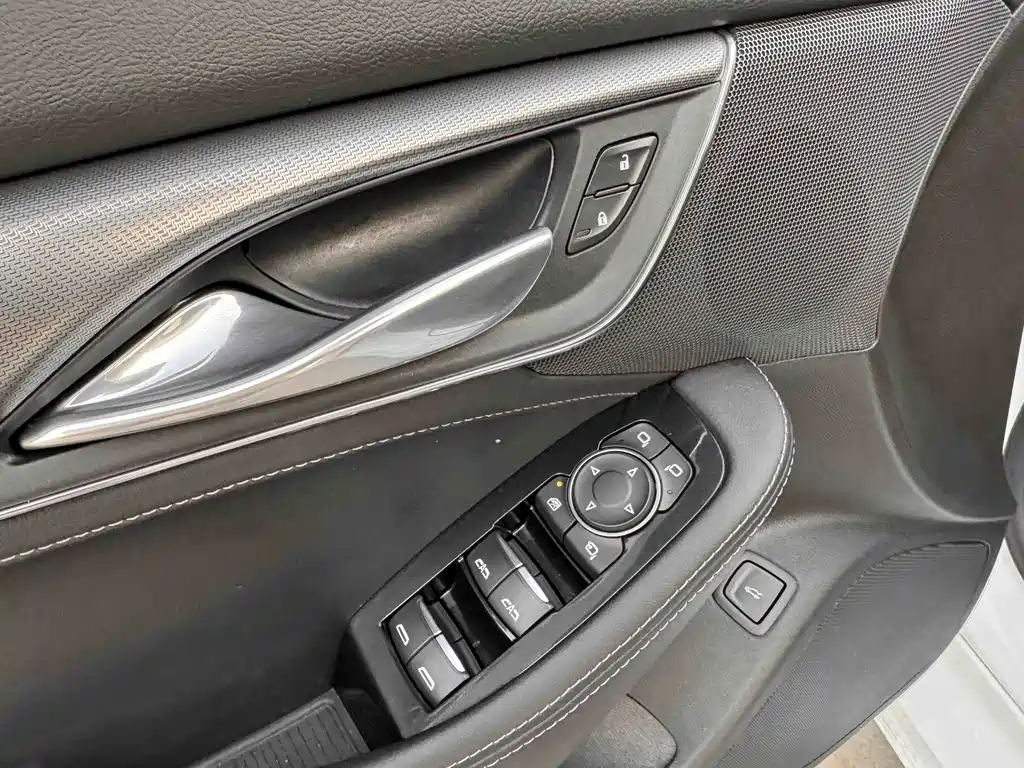 Cadillac CT5 2022 — фото 10