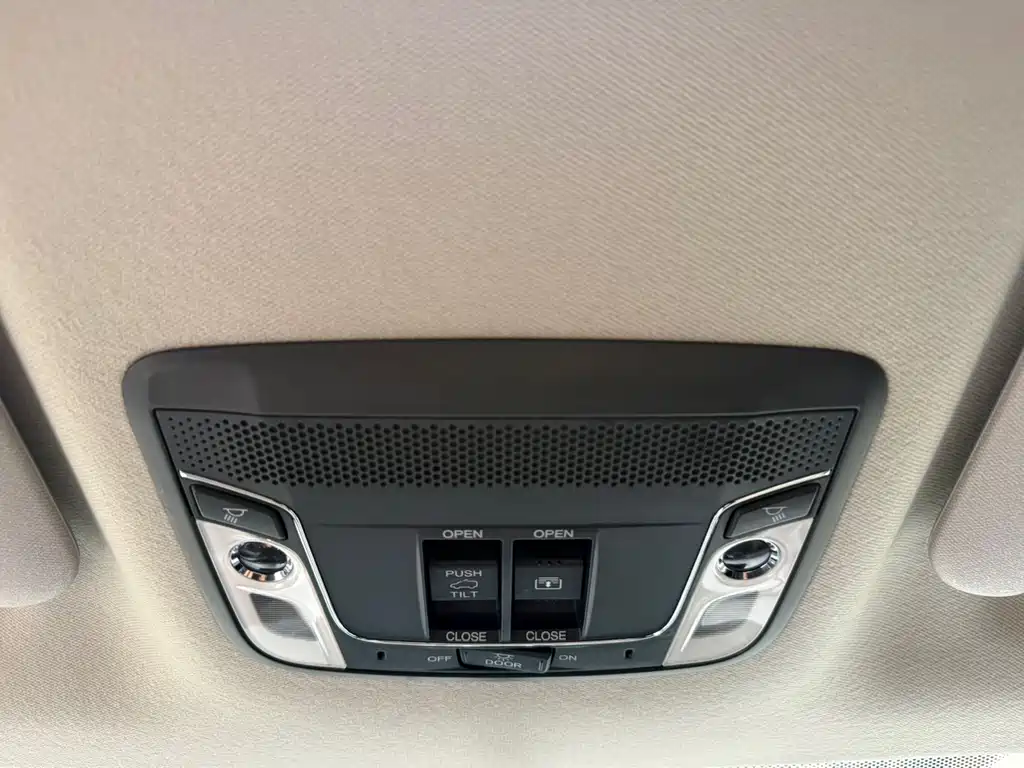 Honda Vezel 2020 — фото 18
