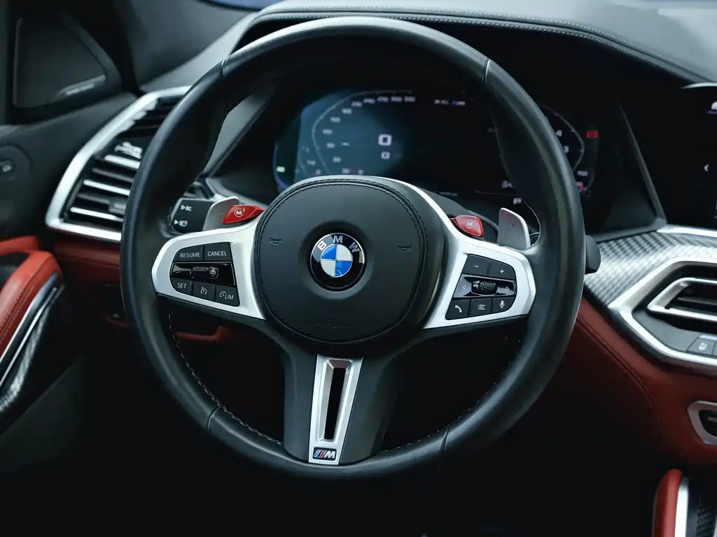 BMW X6 M 2020 — фото 25