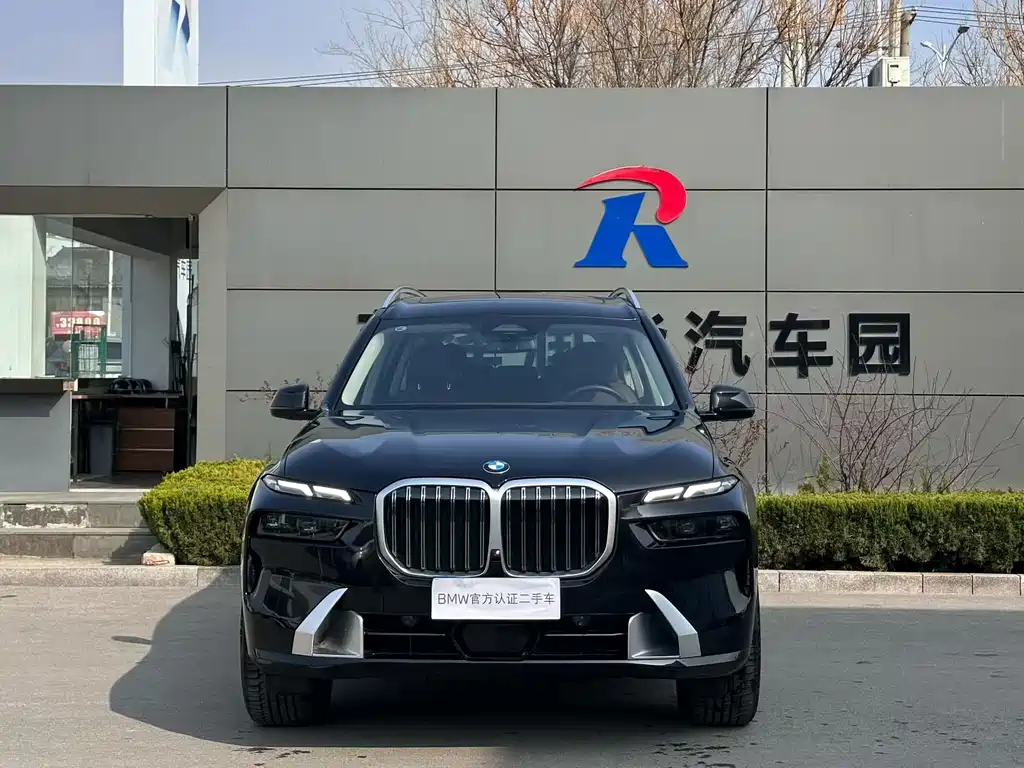BMW X7 2025 — фото 4