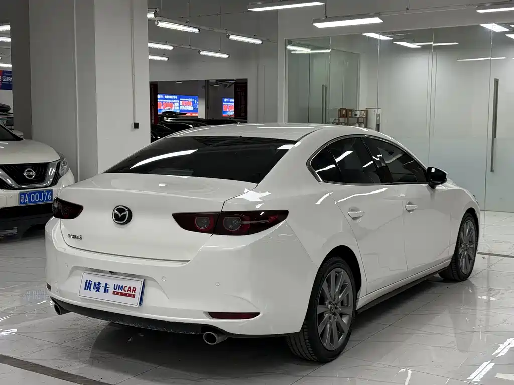 Mazda 3 Angkesela 2021