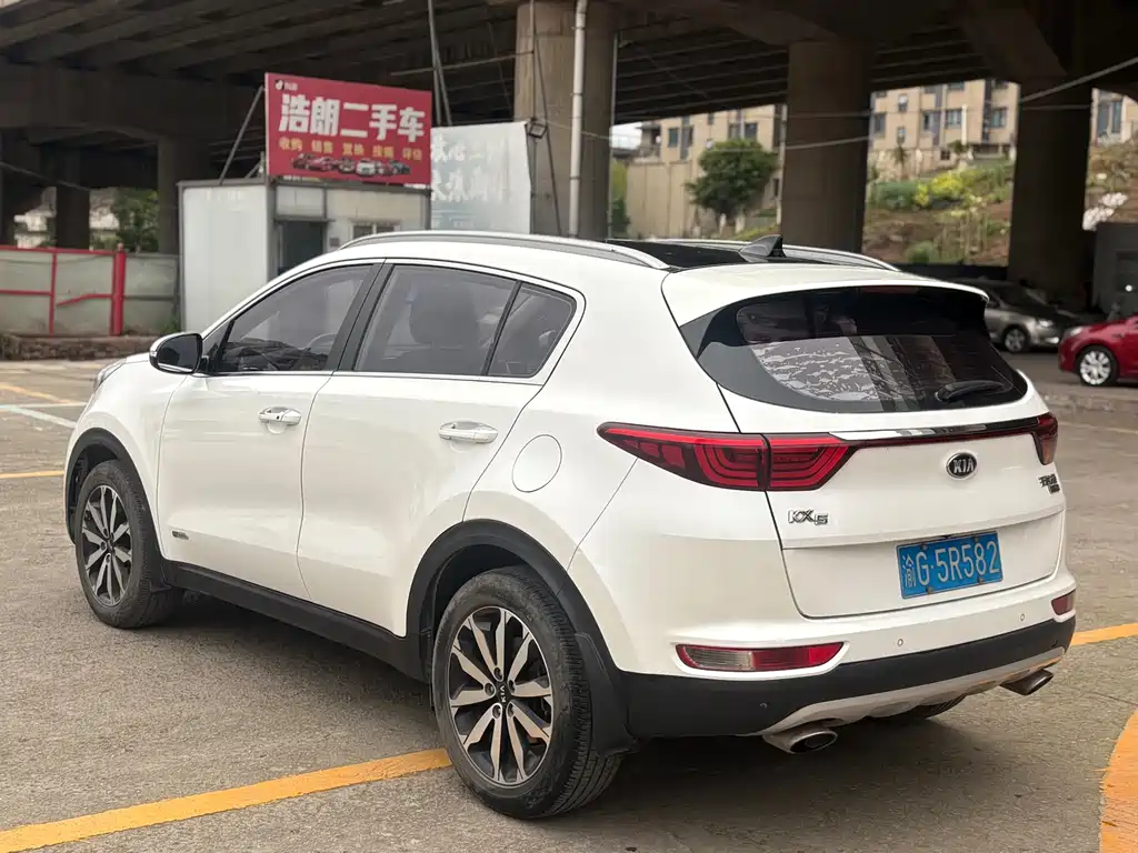 Kia KX5 2016 — фото 4
