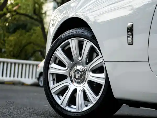 Rolls-Royce Yao Ying 2018