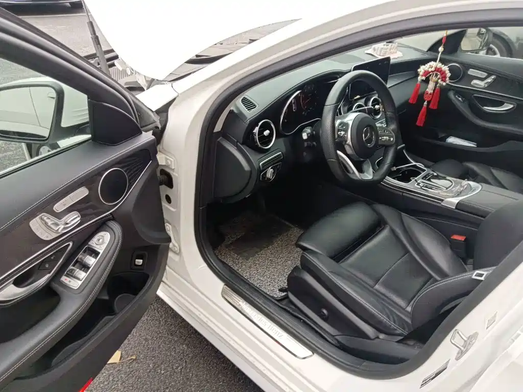 Mercedes-Benz C-Class 2020 — фото 14