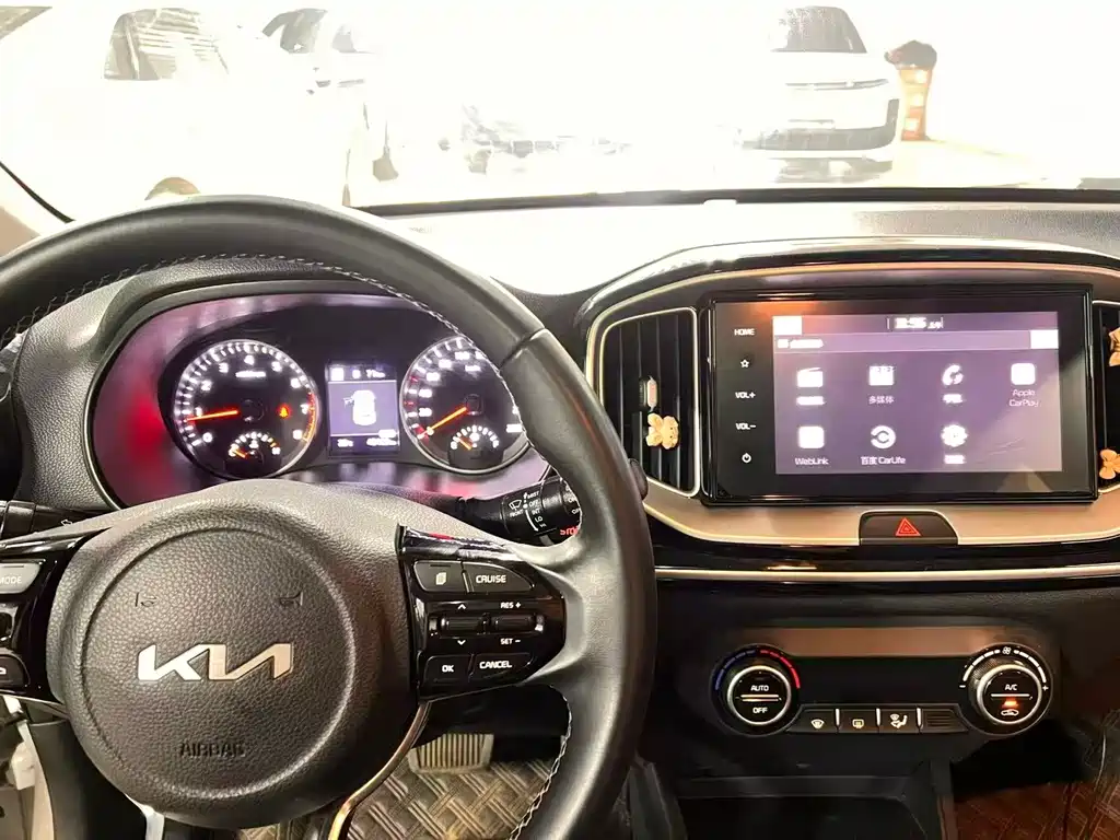 Kia KX1 2022 — фото 7