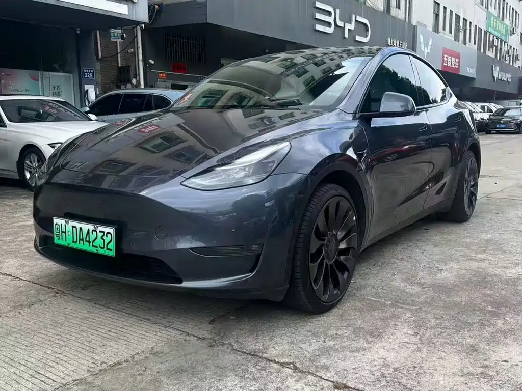Tesla Model Y 2022 — фото 1