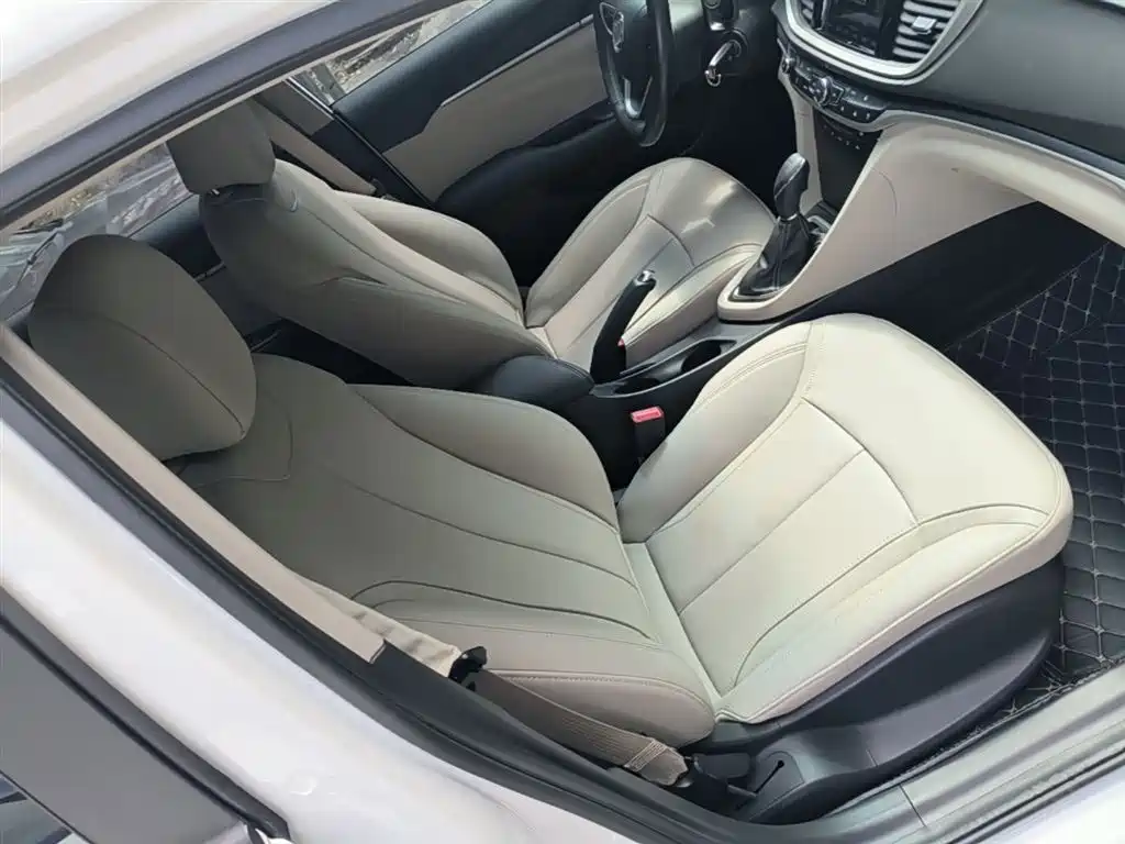 Buick Excelle 2020 — фото 25