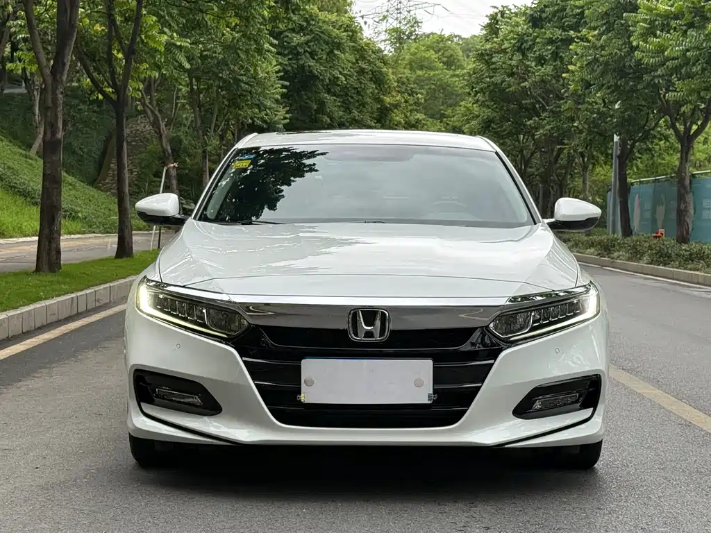 Honda Accord 2019 — фото 2
