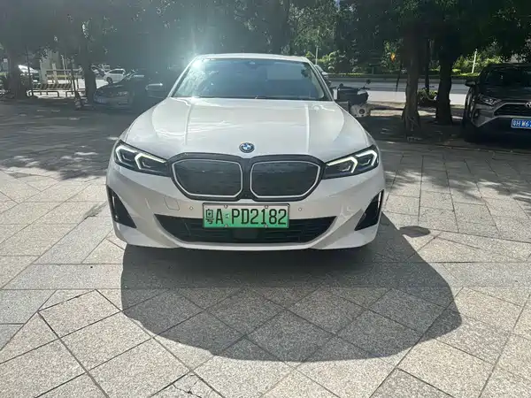 BMW i3 2023