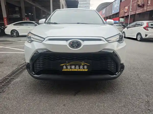 Toyota Frontlander 2022