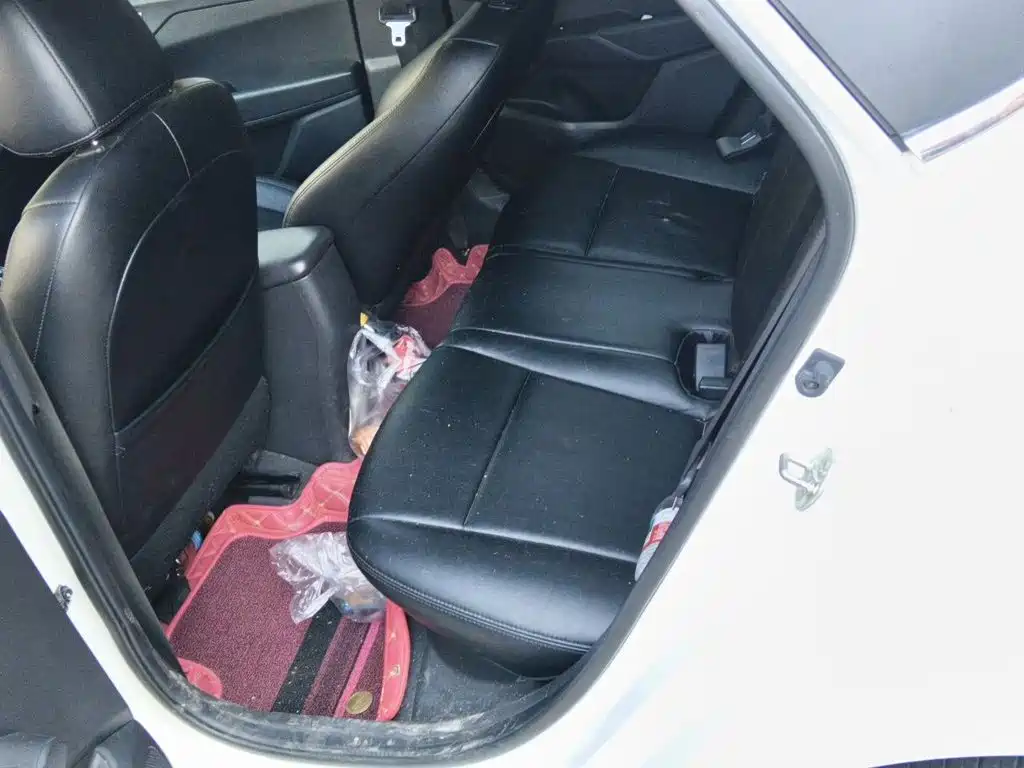 Hyundai Verna 2017 — фото 15