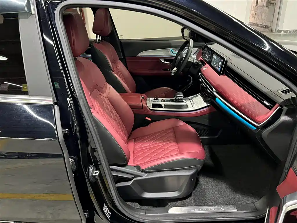 Jetour X70 PLUS 2024 — фото 16
