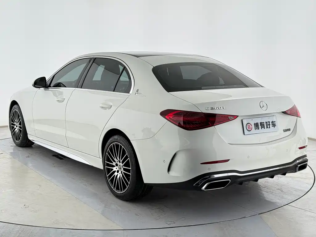 Mercedes-Benz C-Class 2023 — фото 12