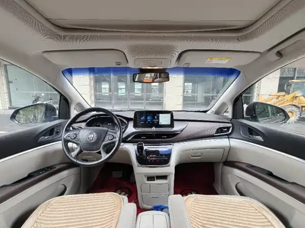 Buick GL8 2021