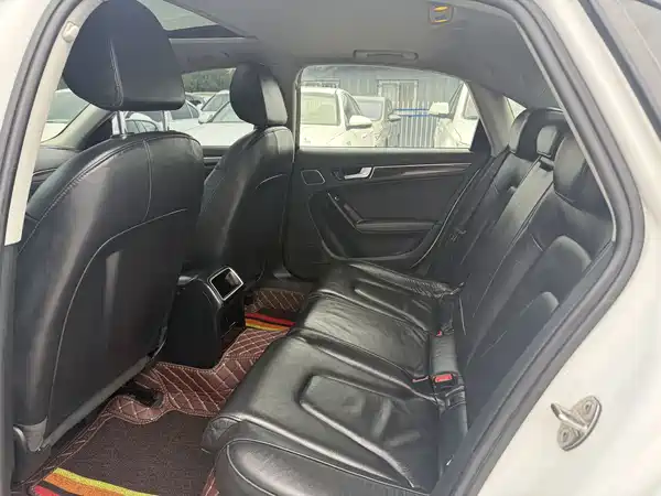 Audi A4L 2014