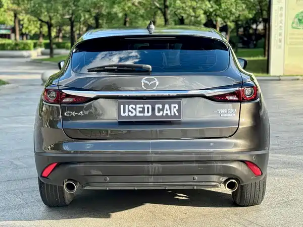 Mazda CX-4 2020