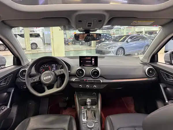 Audi Q2L 2022
