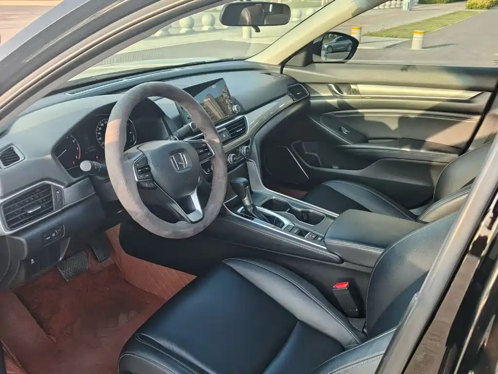 Honda Accord 2021 — фото 4