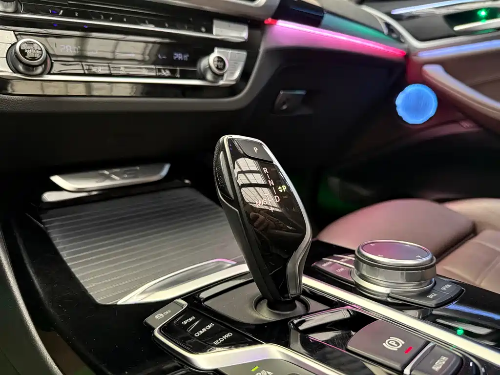 BMW X3 2019 — фото 11