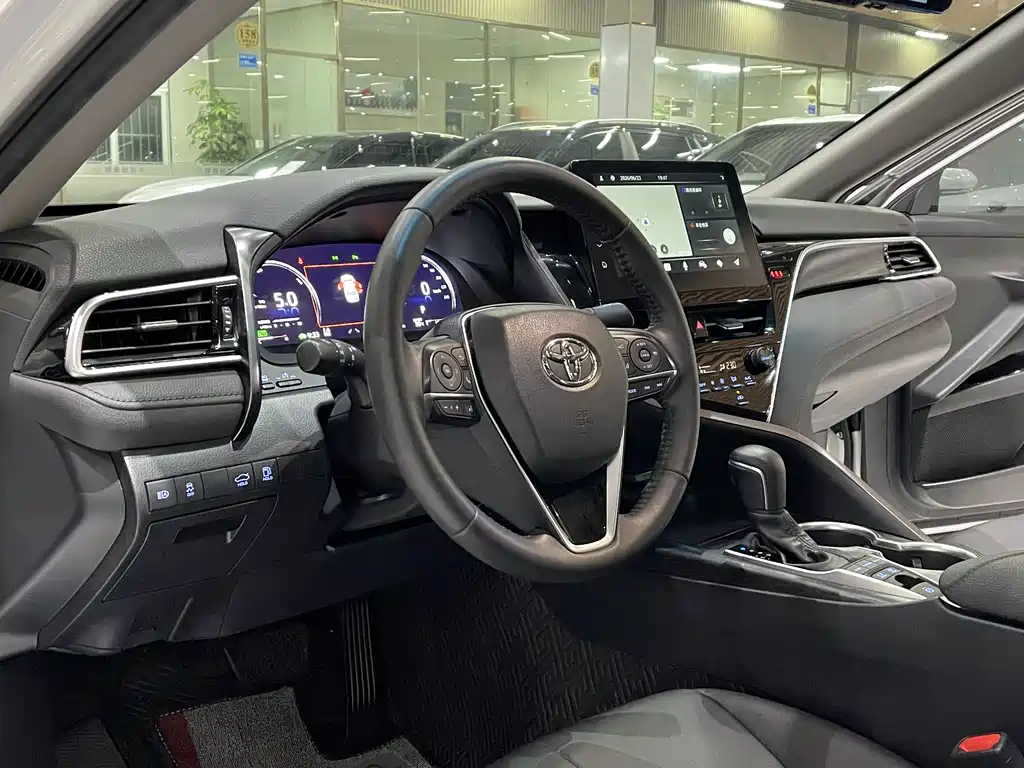 Toyota Camry 2022